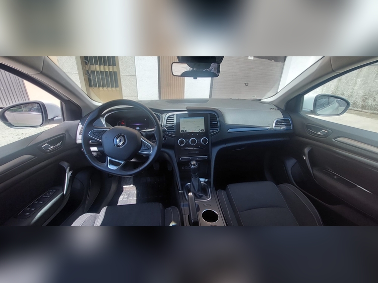 Renault Megane 1.5 DCI 115CV foto 8